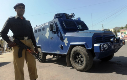 cs ig put on notice high court restrains govt from finalising dsps seniority list