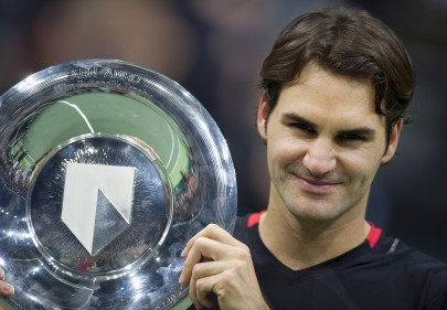 tennis federer clinches second rotterdam title