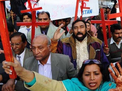 the hypocrisy of muslim outrage in pakistan the hypocrisy of muslim outrage in pakistan