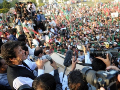 i don t support pti but imran khan may be our only saviour against corruption i don t support pti but imran khan may be our only saviour against corruption