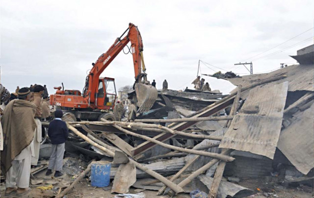 anti encroachment drive railway authorities reclaim land worth rs174 million from land grabbers anti encroachment drive railway authorities reclaim land worth rs174 million from land grabbers