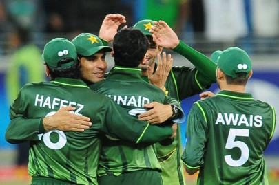 twenty20 series misbah calls for patient approach