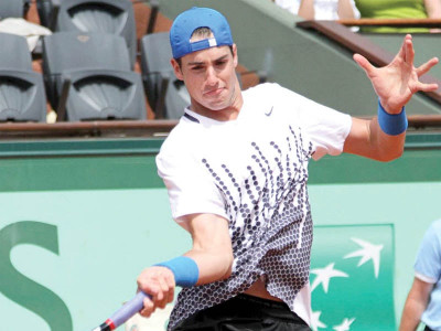 tennis isner through to memphis quarters tennis isner through to memphis quarters