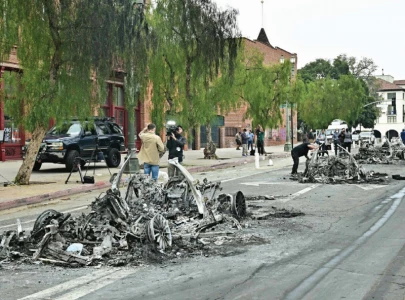 la shaken as immigration clampdown turns violent la shaken as immigration clampdown turns violent