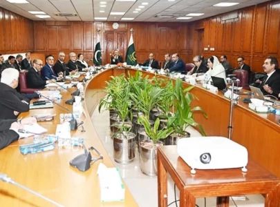 top court draws line between inquiry trial