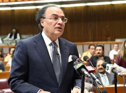 finmin targets corporate debt market gaps