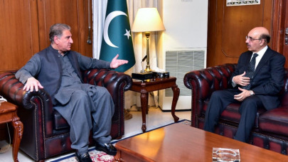 pakistan desires broad based relations with us fm qureshi