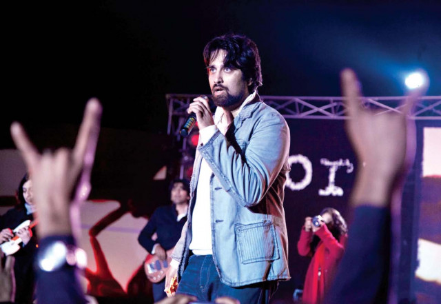 concert revamped with new single noori steals the show concert revamped with new single noori steals the show