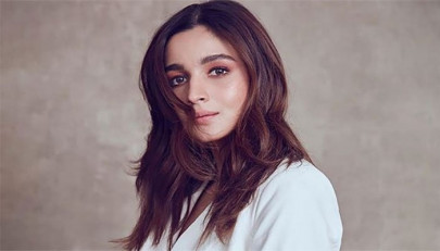 alia bhatt tests positive for covid 19