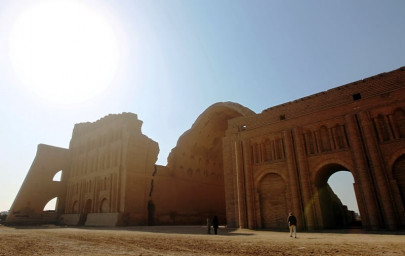 iraq town seeks shift from terrorism to tourism