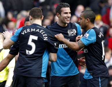 football van persie s double stuns liverpool