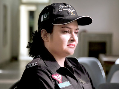 roundtable policewomen discuss challenges of working in pakistan