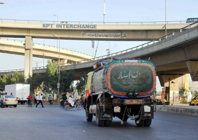 water fight owners of private tankers give 24 hour ultimatum water fight owners of private tankers give 24 hour ultimatum