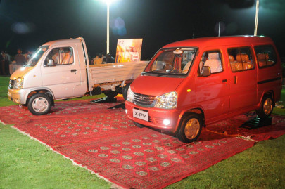 chinese autos van pickup truck introduced in pakistani market