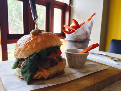 the gouda burger at pantry is imperfectly perfect the gouda burger at pantry is imperfectly perfect