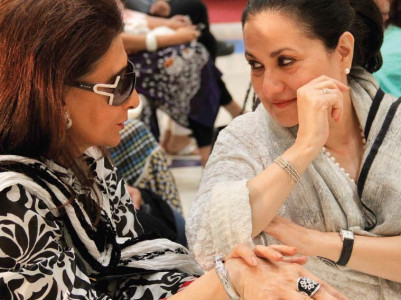 fashion pakistan prepares for glamorous high street comeback fashion pakistan prepares for glamorous high street comeback