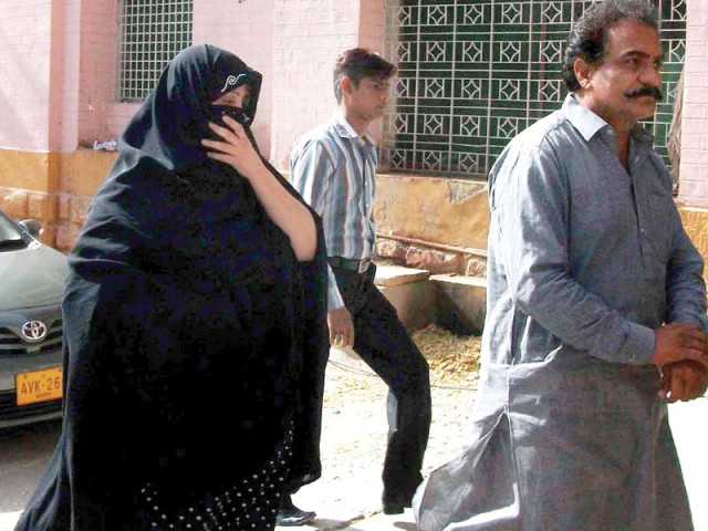 another civil servant assaulted sc takes notice of sargodha school teacher torture