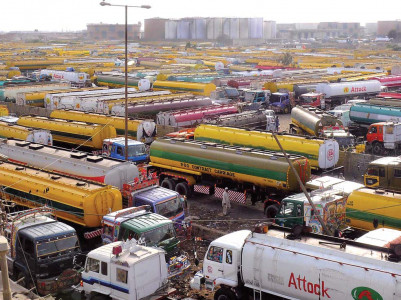 oil tankers sc orders govt to complete zulfiqarabad terminal early