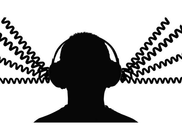 should police be allowed access to phone conversations should police be allowed access to phone conversations