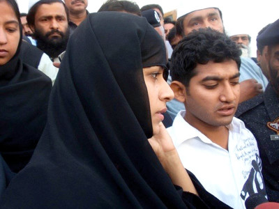 threatened hindu girls to be moved to islamabad threatened hindu girls to be moved to islamabad