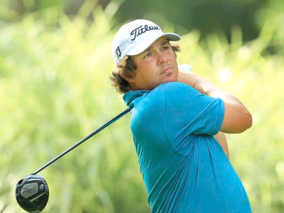 golf dufner seizes lead as harrington fades