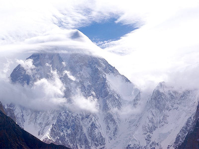 hope abandoned missing gasherbrum climbers presumed dead