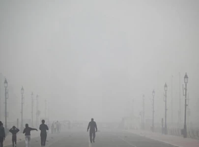 delhi smog exceeds 60 times who limit