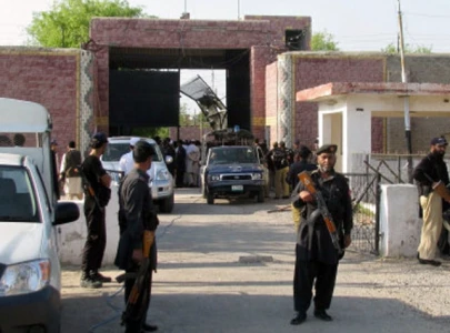 five ptcl employees abducted in bannu