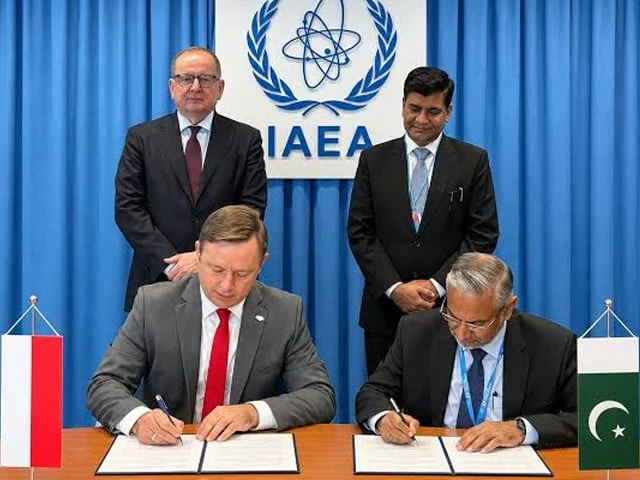 Pakistan, Poland sign nuclear safety MoU