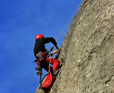 search called off for missing climbers in pakistan