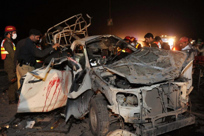 peshawar ring road blast kills police official injures four people