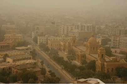 taking precautions dust storm sparks major allergy attacks