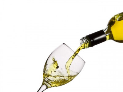 alcohol should be as easily available as pepsi or coke sindh mpa