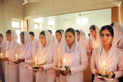 professional caretakers new batch of nursing students takes oath at kharadar hospital professional caretakers new batch of nursing students takes oath at kharadar hospital
