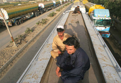 fair fares oil tanker owners suspend supply to protest low fares