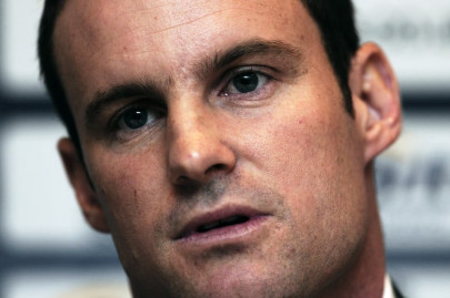 england have a point to prove after defeat strauss says