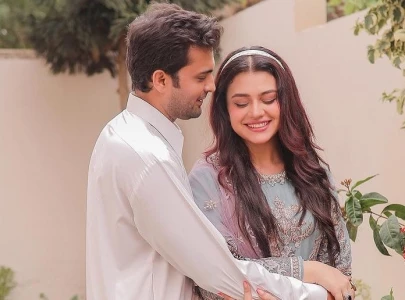 zara noor abbas asad siddiqui announce pregnancy