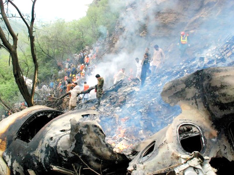 2010 airplane crash airblue to compensate heirs only if cases are withdrawn