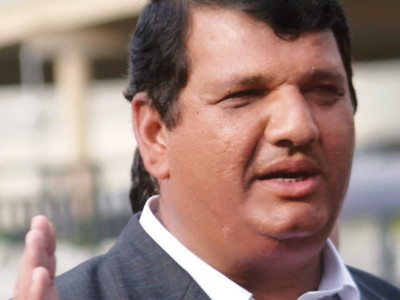 switching loyalties nawaz strikes another deadly blow to pml q