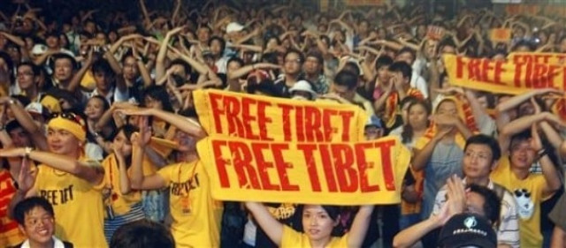tribune tribune