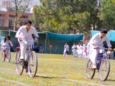 spirited students compete for sporting glory spirited students compete for sporting glory