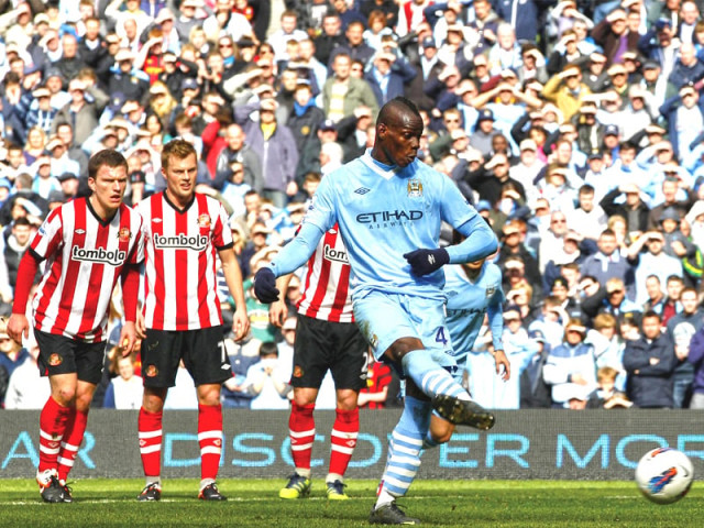 football last gasp city remain in title race football last gasp city remain in title race