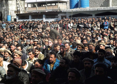 sectarian violence two injured in gilgit gunfire exchange