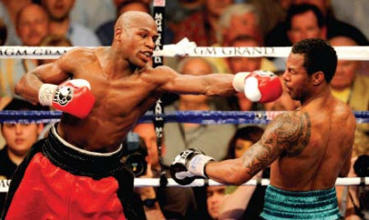 boxing mayweather eyes move to middleweight