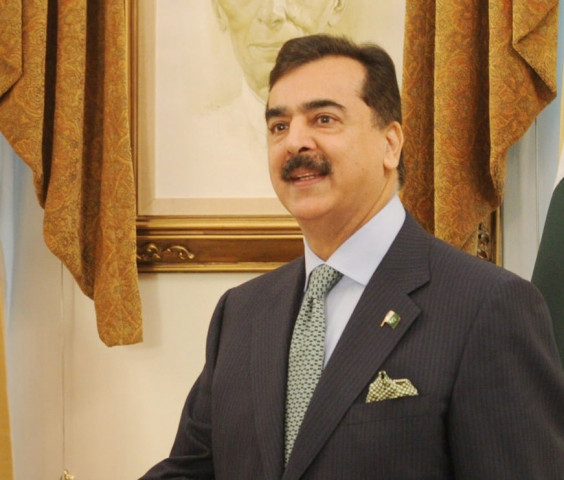 gilani s plane makes emergency landing at chaklala airbase