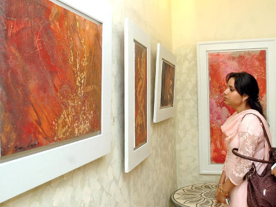 art exhibit the symptomatic behaviour of art