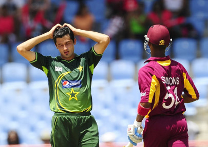 junaid to make lancashire return