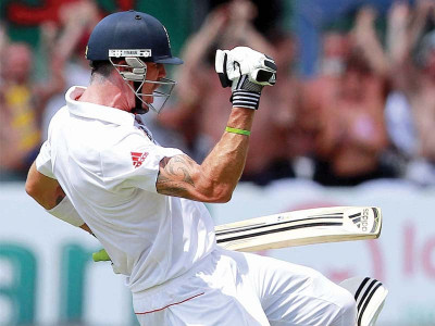 2nd test england ahead after pietersen blitz