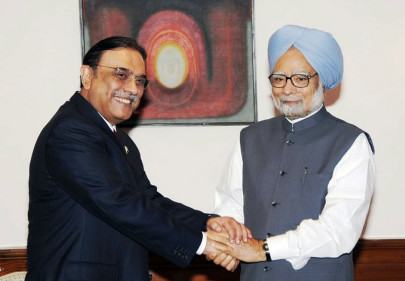 zardari singh talk indian pm to visit pakistan zardari singh talk indian pm to visit pakistan