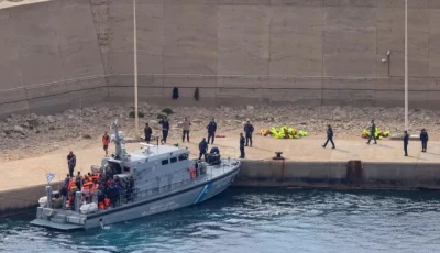 gaza flotilla activists taken to crete